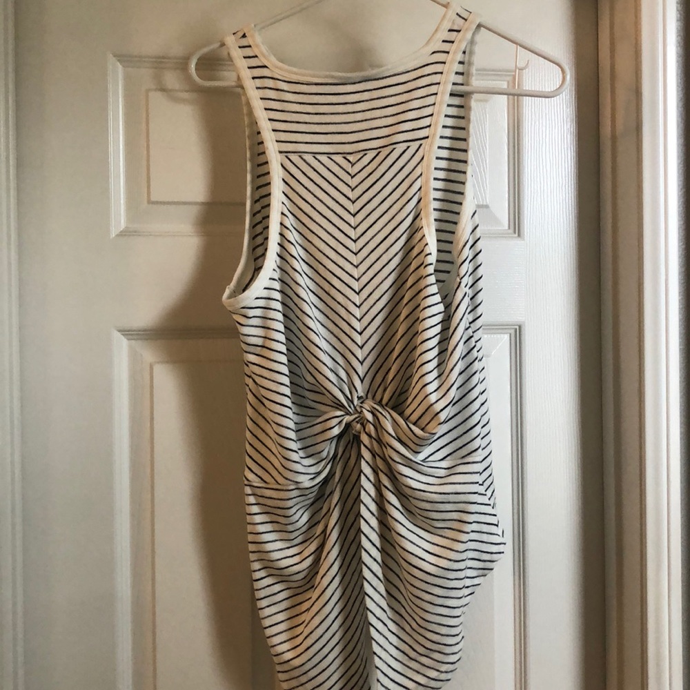 Top - Picture 2 of 2